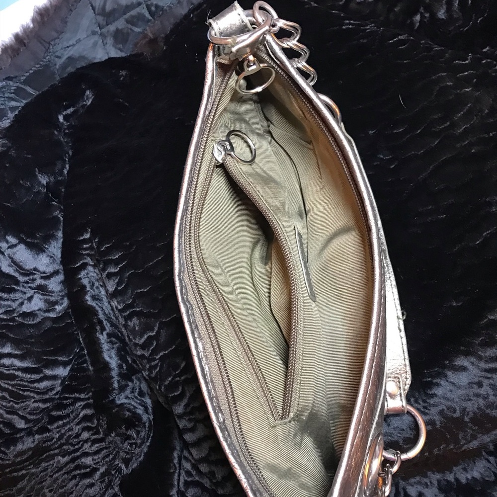 Purse - Picture 8 of 8